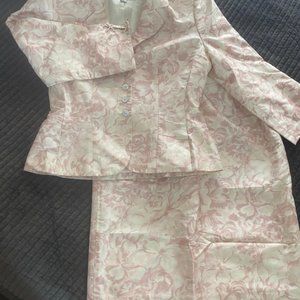 Beautiful Vintage Tahari Floral Suit